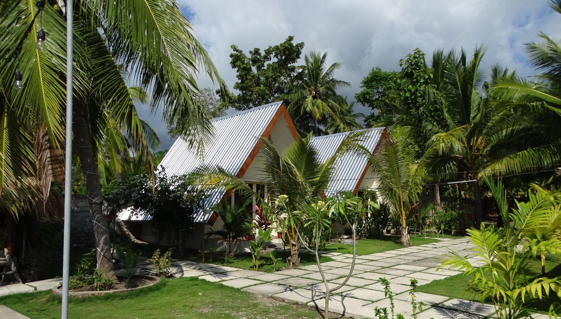 Hulla beach bungalows