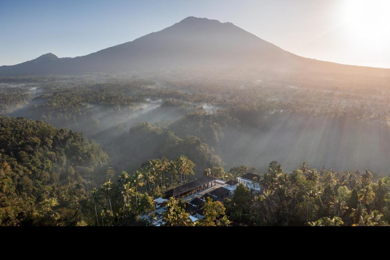 Tapa Agung View 