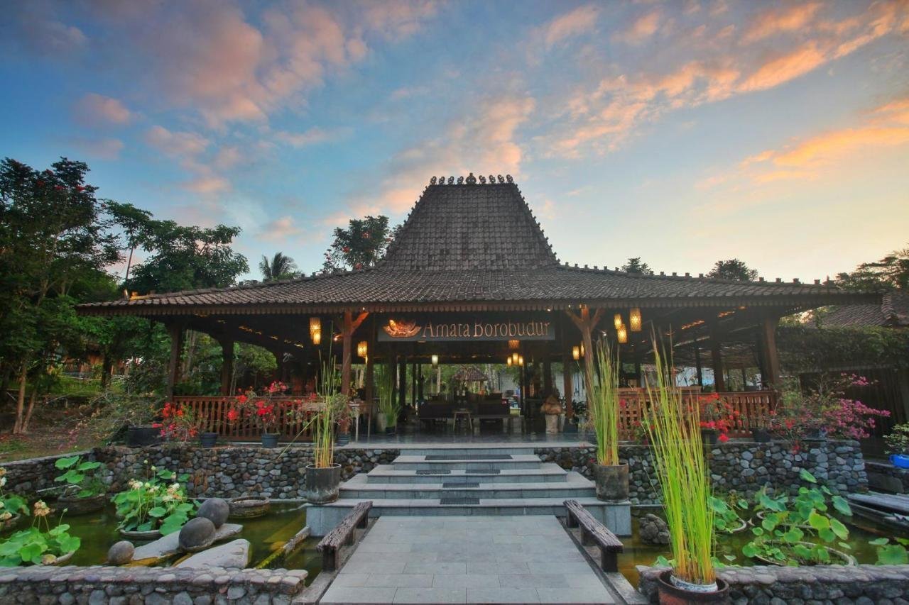 Amata Borobudur 